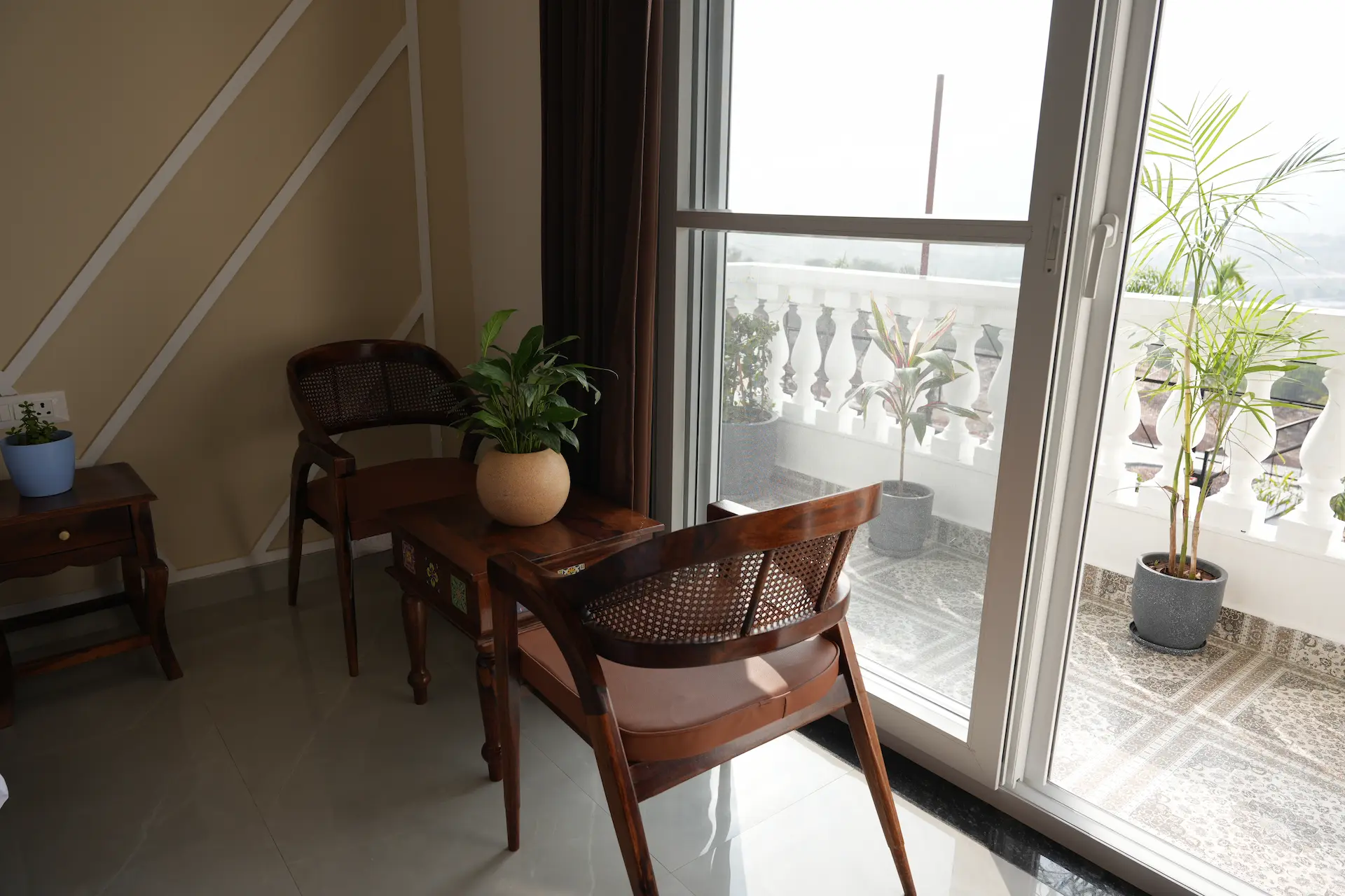Luxury Stay Near Nature in Udaipur